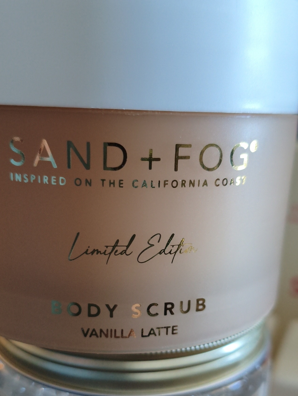 Sand + Fog Vanilla Latte Limited Edition Body Scrub 16.9 oz